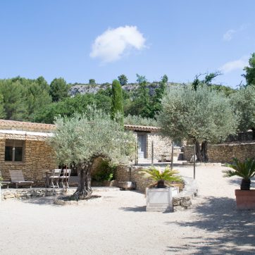 Maison L'Olivier au Bouquet de l'Aromate — location vacances Luberon 4 personnes Joucas